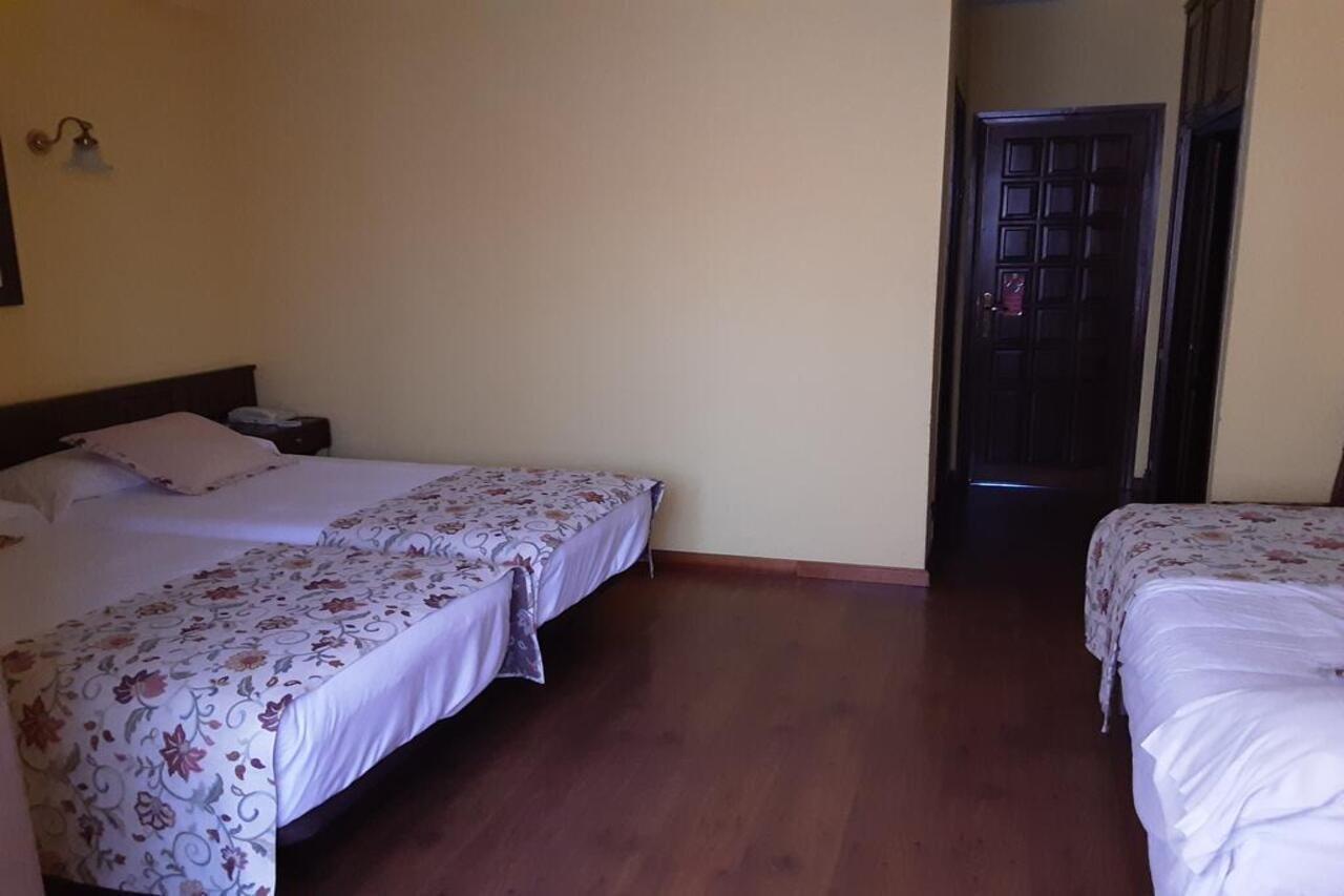 Hotel Marques De La Moral Naveces Kültér fotó