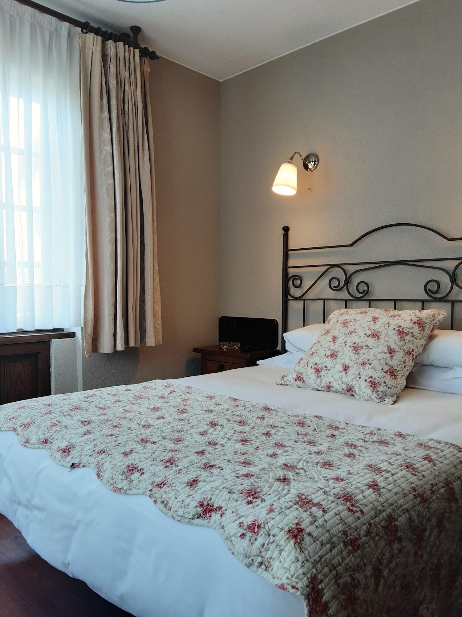 Hotel Marques De La Moral Naveces Kültér fotó